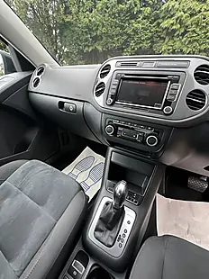 Used 2013 Volkswagen Tiguan Bluemotion Tech Se Black - Interior and Exterior details 9