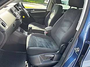 Used 2013 Volkswagen Tiguan Match Blue - Interior and Exterior details 10