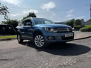 Used 2013 Volkswagen Tiguan Match Blue - Interior and Exterior details 15