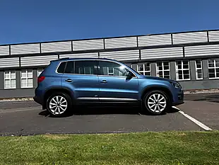 Used 2013 Volkswagen Tiguan Match Blue - Interior and Exterior details 6