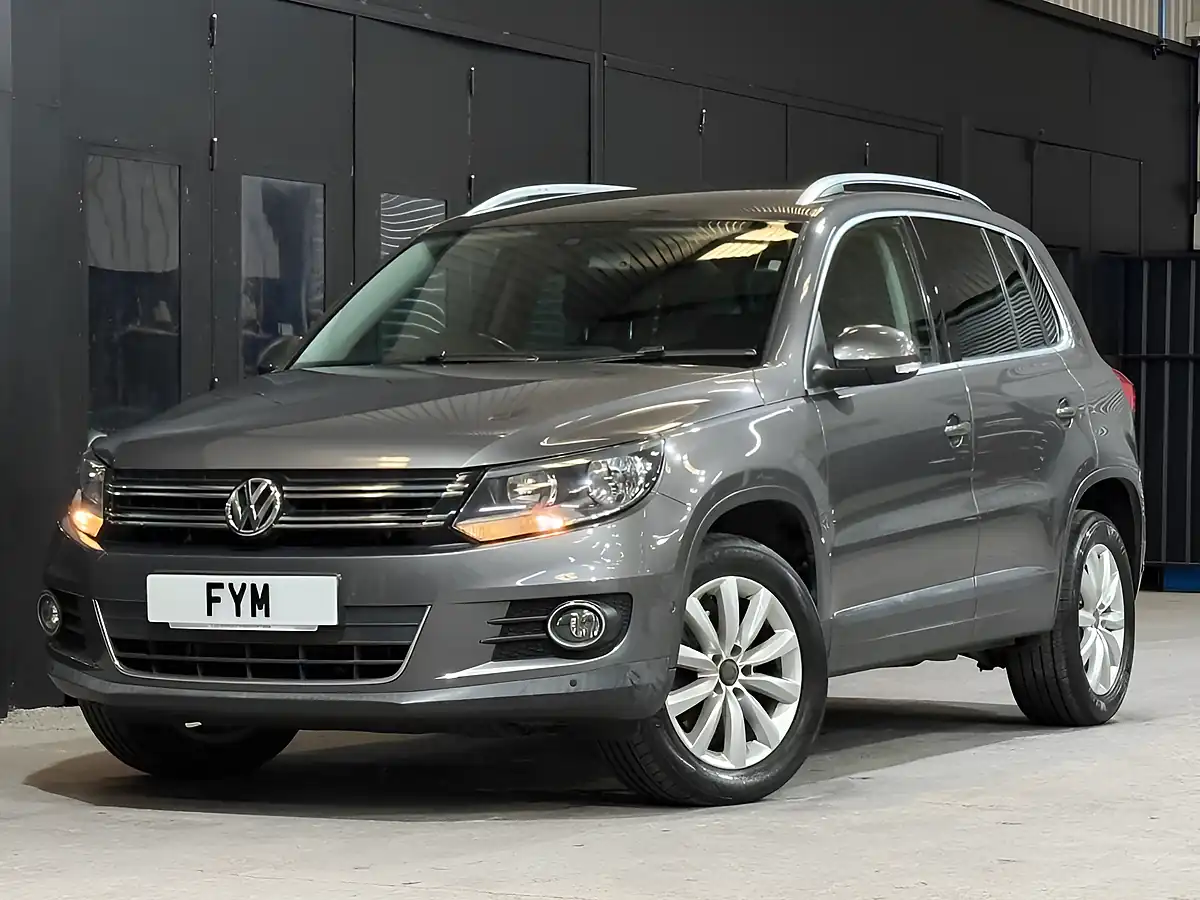 Used 2013 Volkswagen Tiguan Match Grey - Interior and Exterior details 18