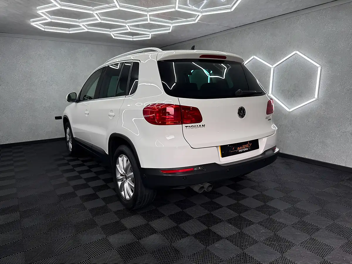 Used 2013 Volkswagen Tiguan Match White - Interior and Exterior details 12