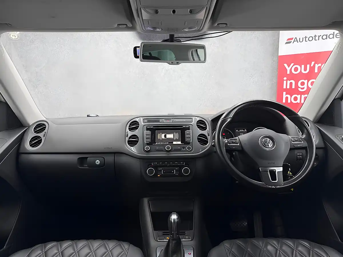 Used 2013 Volkswagen Tiguan Match White - Interior and Exterior details 20