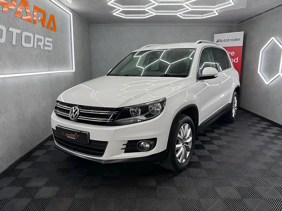 Used 2013 Volkswagen Tiguan Match White - Interior and Exterior details 8