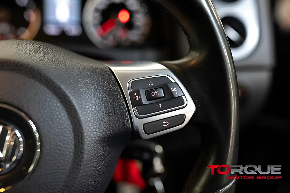 Used 2013 Volkswagen Tiguan R-Line Black - Interior and Exterior details 16