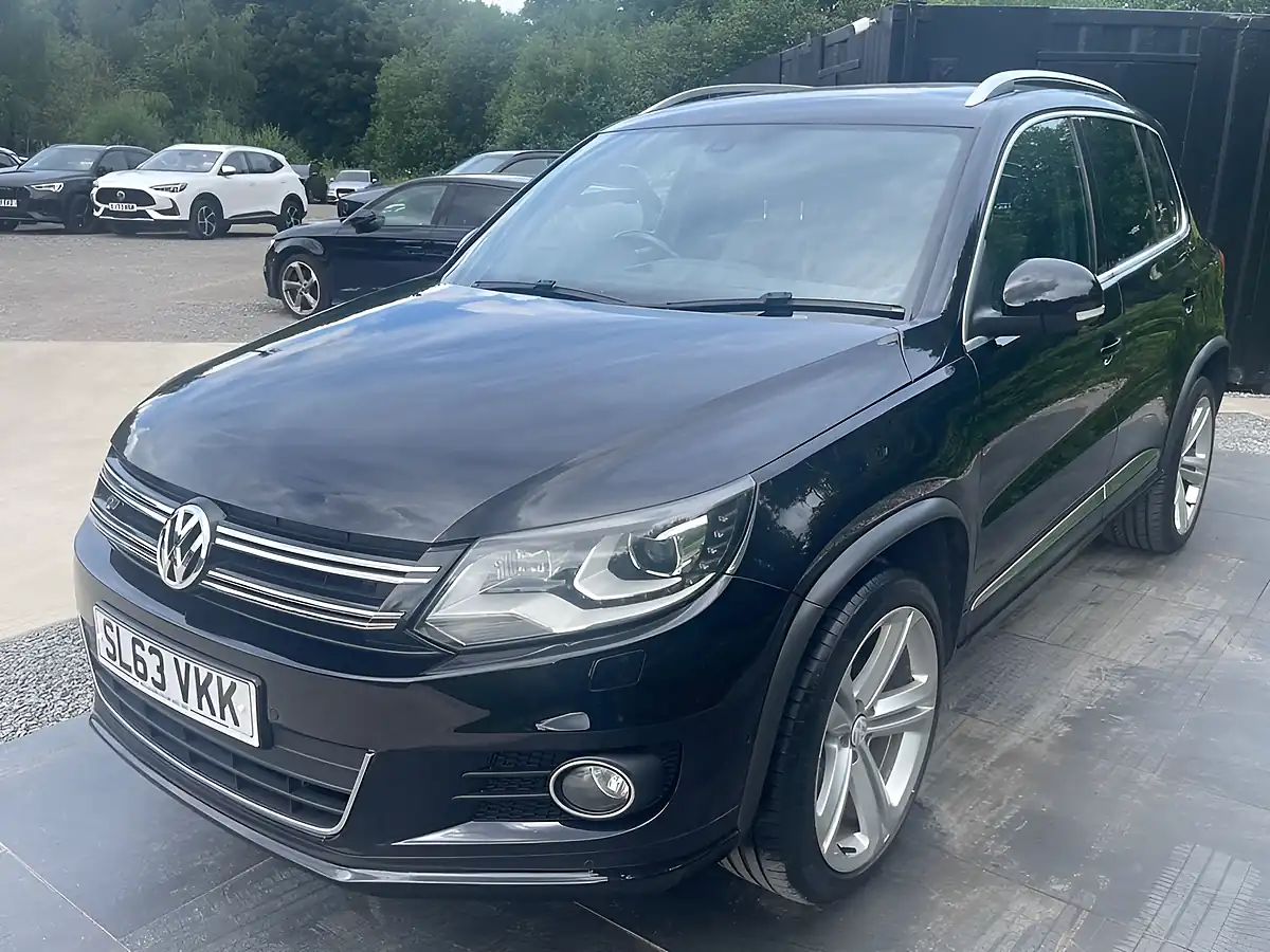 Used 2013 Volkswagen Tiguan R-Line Black - Interior and Exterior details 14
