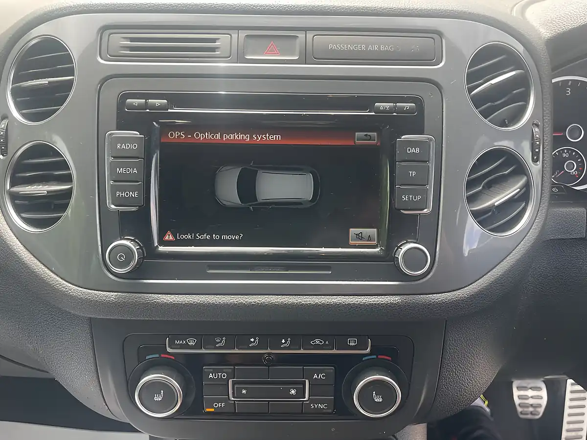 Used 2013 Volkswagen Tiguan R-Line Black - Interior and Exterior details 18