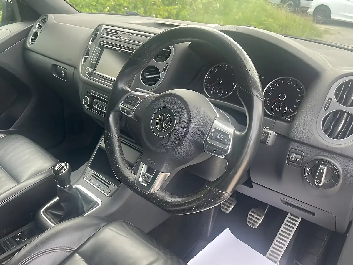 Used 2013 Volkswagen Tiguan R-Line Black - Interior and Exterior details 7