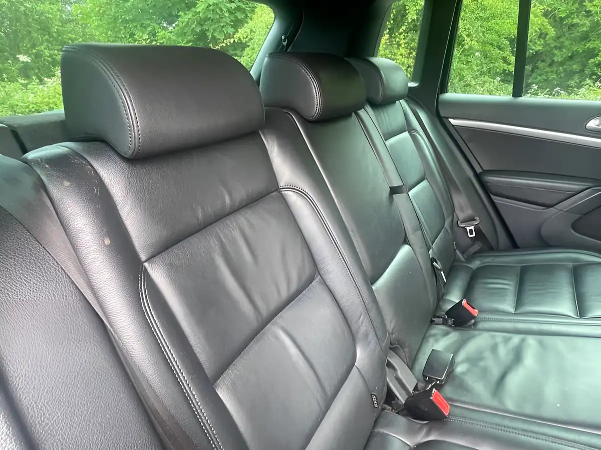 Used 2013 Volkswagen Tiguan R-Line Black - Interior and Exterior details 9