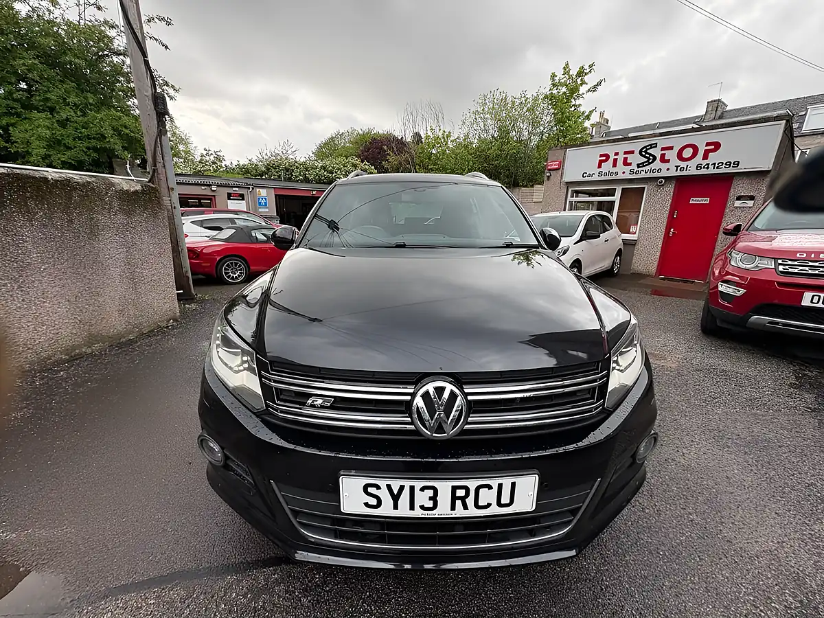 Used 2013 Volkswagen Tiguan R-Line Black - Interior and Exterior details 17