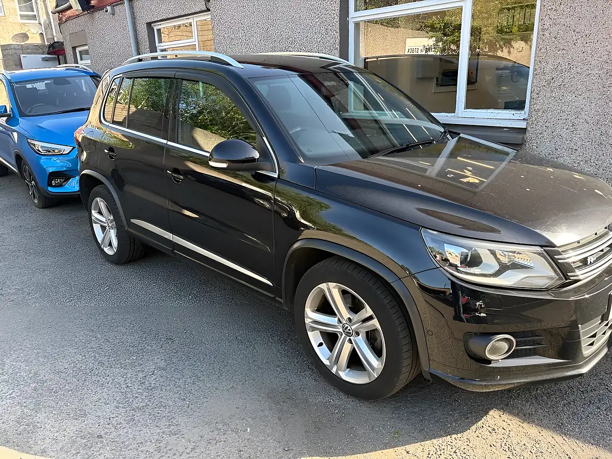 Used 2013 Volkswagen Tiguan R-Line Black - Interior and Exterior details 5