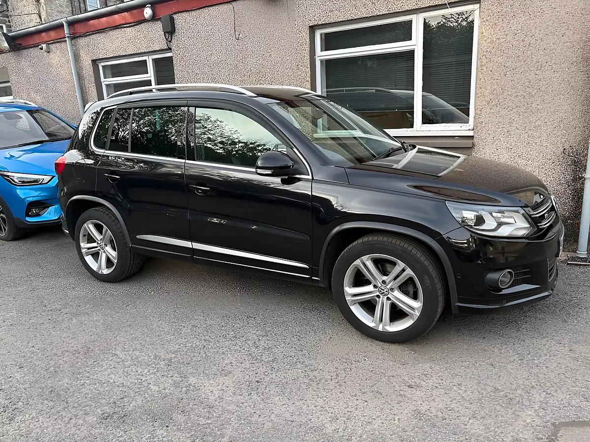 Used 2013 Volkswagen Tiguan R-Line Black - Interior and Exterior details 8