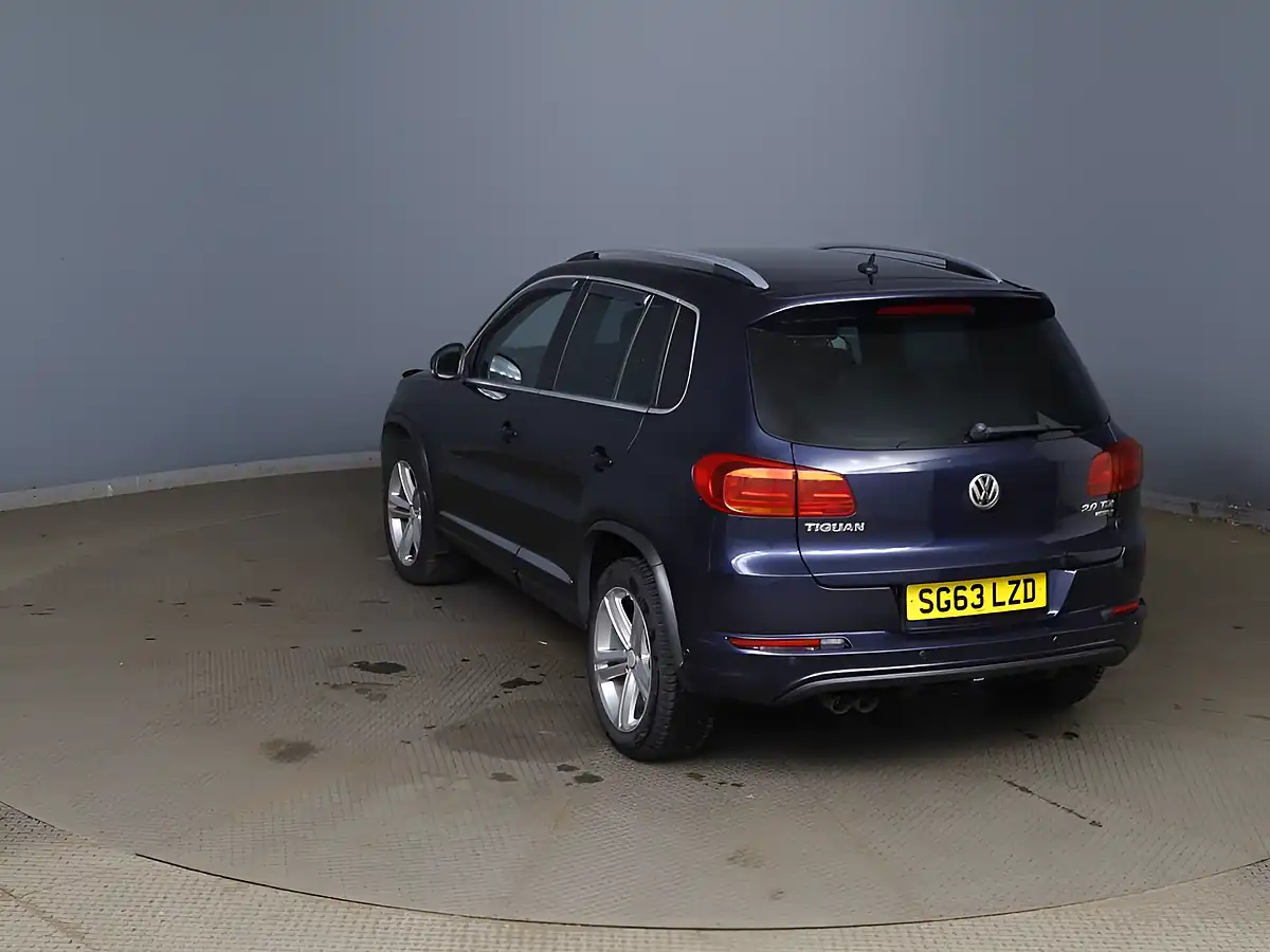Used 2013 Volkswagen Tiguan R-Line Blue - Interior and Exterior details 10