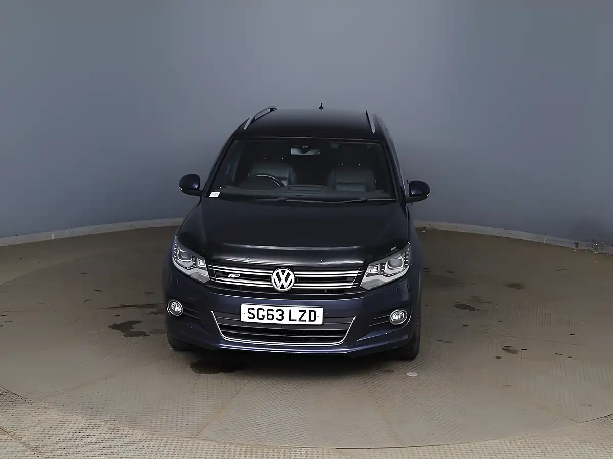 Used 2013 Volkswagen Tiguan R-Line Blue - Interior and Exterior details 11