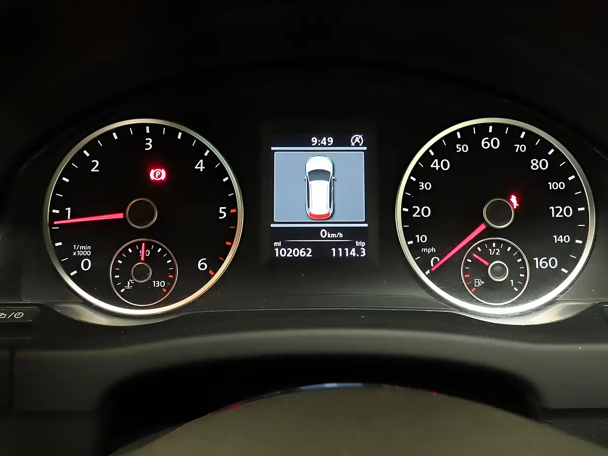 Used 2013 Volkswagen Tiguan R-Line Blue - Interior and Exterior details 6