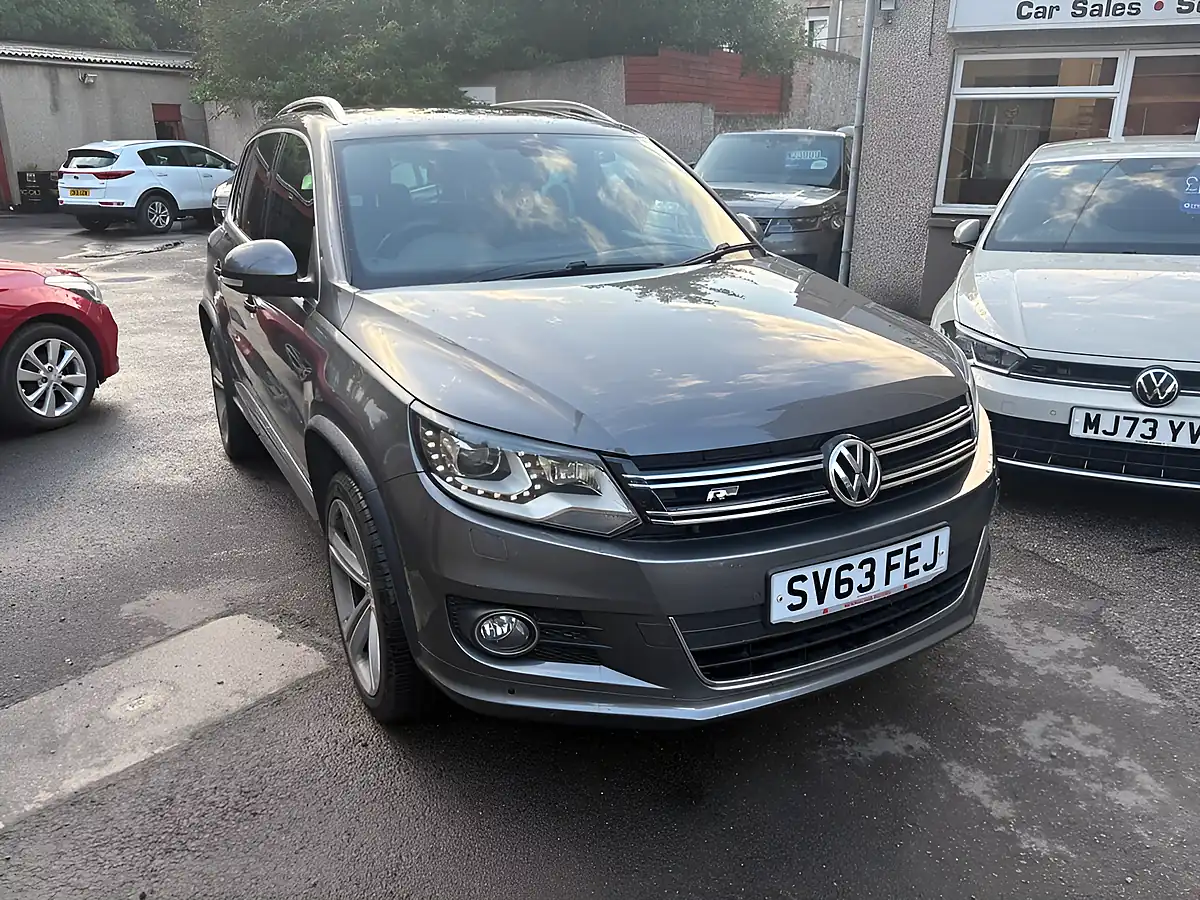 Used 2013 Volkswagen Tiguan R-Line Grey - Interior and Exterior details 20