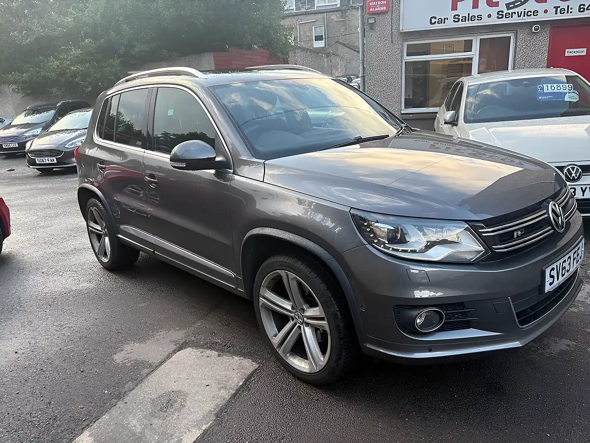 Used 2013 Volkswagen Tiguan R-Line Grey - Interior and Exterior details 3