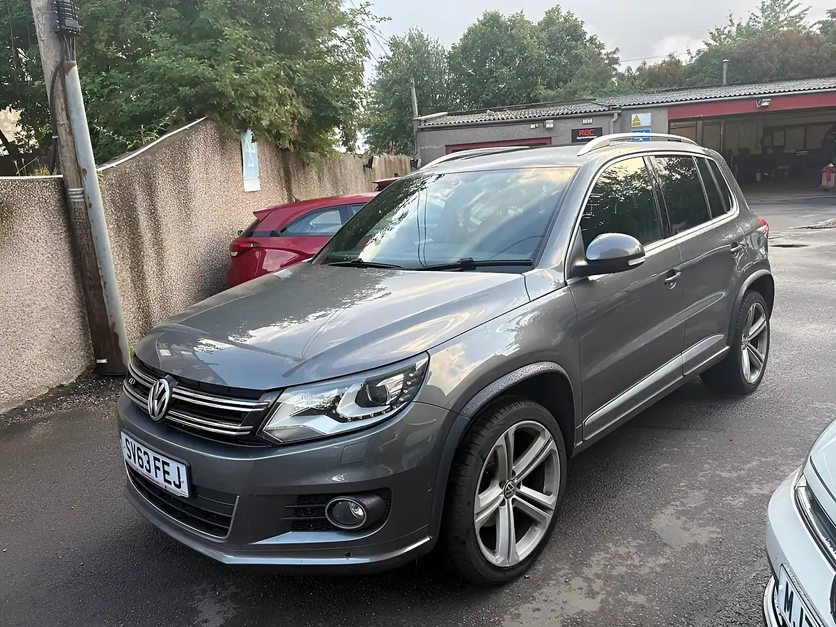 Used 2013 Volkswagen Tiguan R-Line Grey - Interior and Exterior details 5
