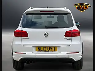 Used 2013 Volkswagen Tiguan R-Line Pure White - Interior and Exterior details 5