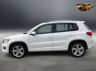 Used 2013 Volkswagen Tiguan R-Line Pure White - Interior and Exterior details 8