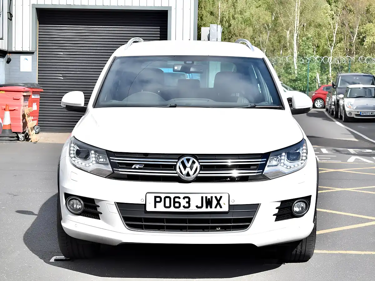 Used 2013 Volkswagen Tiguan R-Line White - Interior and Exterior details 15