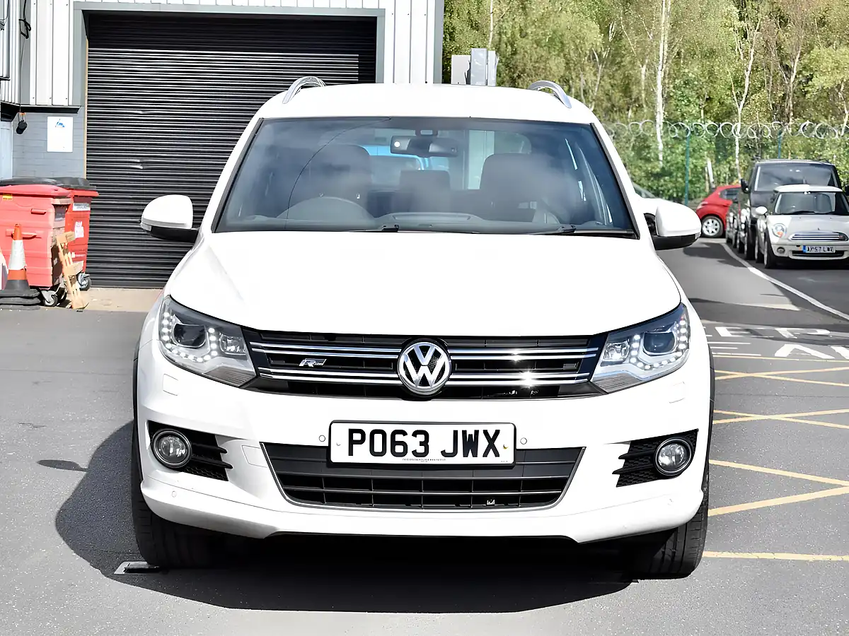 Used 2013 Volkswagen Tiguan R-Line White - Interior and Exterior details 2