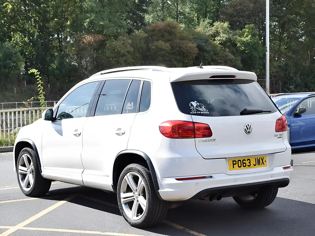 Used 2013 Volkswagen Tiguan R-Line White - Interior and Exterior details 5