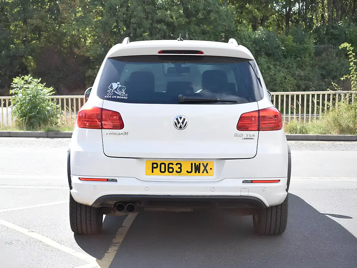 Used 2013 Volkswagen Tiguan R-Line White - Interior and Exterior details 6