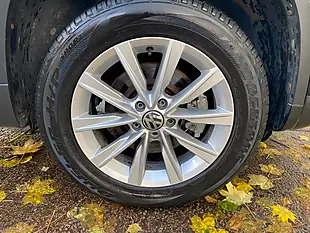 Used 2013 Volkswagen Tiguan Se Black - Interior and Exterior details 12