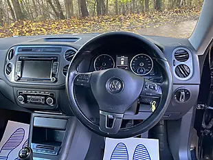 Used 2013 Volkswagen Tiguan Se Black - Interior and Exterior details 19