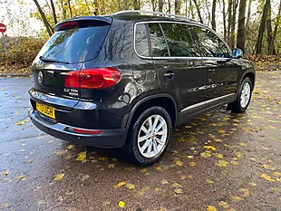Used 2013 Volkswagen Tiguan Se Black - Interior and Exterior details 4