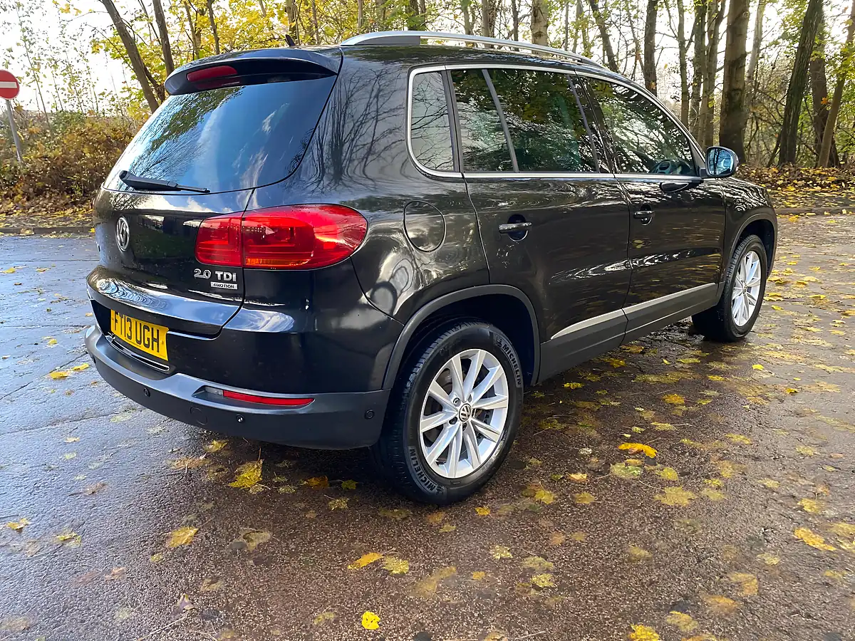 Used 2013 Volkswagen Tiguan Se Black - Interior and Exterior details 4