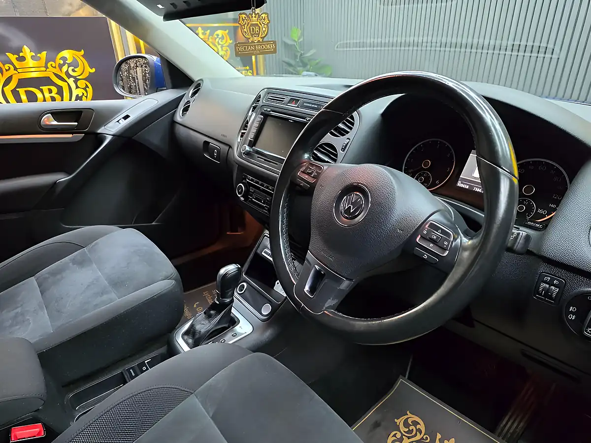 Used 2013 Volkswagen Tiguan Se Blue - Interior and Exterior details 13