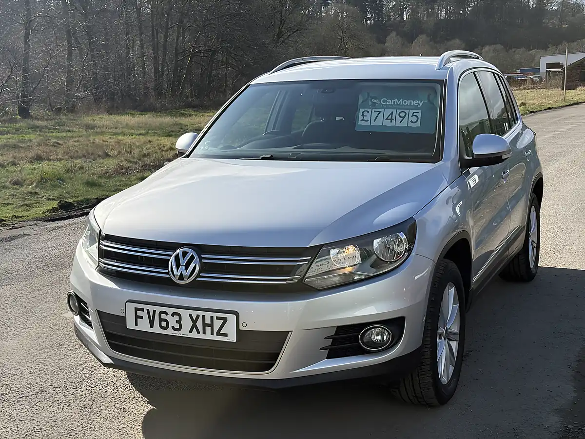 Used 2013 Volkswagen Tiguan Se Silver - Interior and Exterior details 10