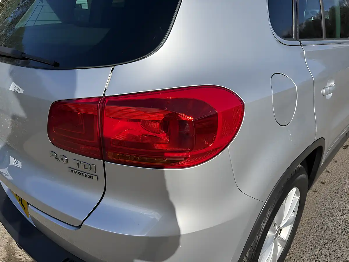 Used 2013 Volkswagen Tiguan Se Silver - Interior and Exterior details 13