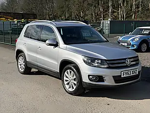 Used 2013 Volkswagen Tiguan Se Silver - Interior and Exterior details 3