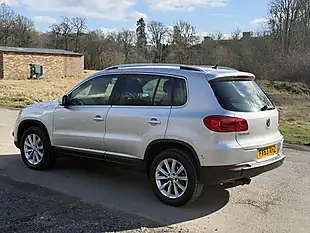 Used 2013 Volkswagen Tiguan Se Silver - Interior and Exterior details 8