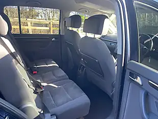 Used 2013 Volkswagen Touran Blue - Interior and Exterior details 14