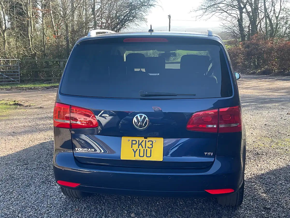Used 2013 Volkswagen Touran Blue - Interior and Exterior details 5