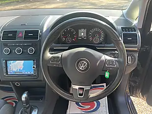 Used 2013 Volkswagen Touran Blue - Interior and Exterior details 7