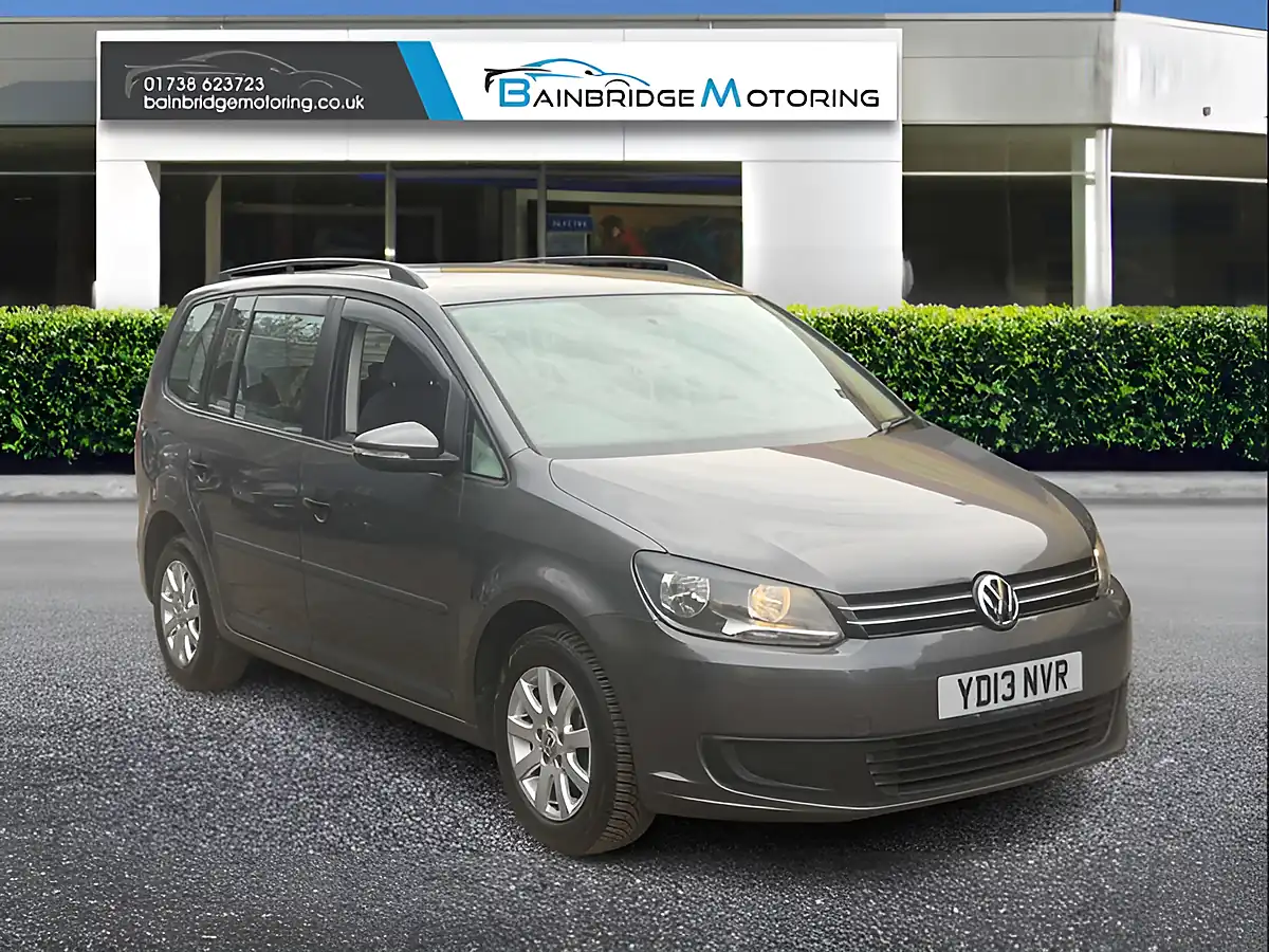 Used 2013 Volkswagen Touran S Grey - Front View