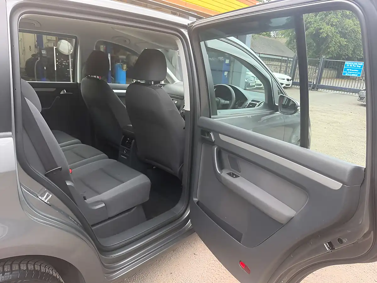 Used 2013 Volkswagen Touran S Grey - Interior and Exterior details 13