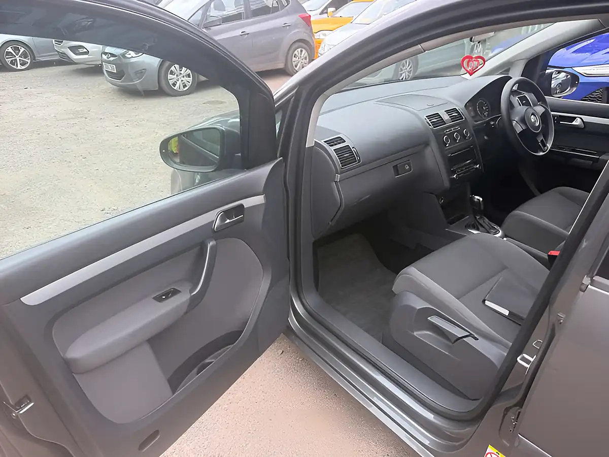 Used 2013 Volkswagen Touran S Grey - Interior and Exterior details 16