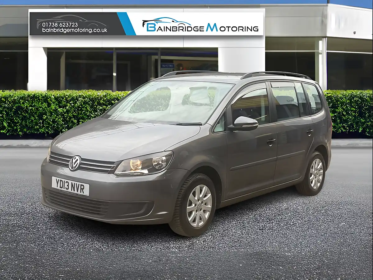 Used 2013 Volkswagen Touran S Grey - Interior and Exterior details 7