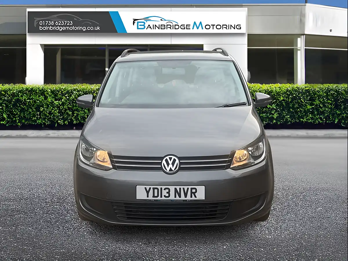 Used 2013 Volkswagen Touran S Grey - Interior and Exterior details 8