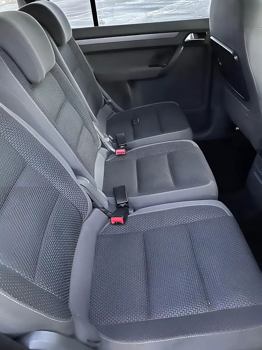 Used 2013 Volkswagen Touran Se Grey - Interior and Exterior details 10