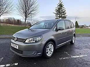 Used 2013 Volkswagen Touran Se Grey - Interior and Exterior details 3