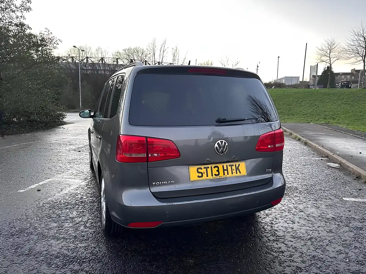 Used 2013 Volkswagen Touran Se Grey - Interior and Exterior details 5