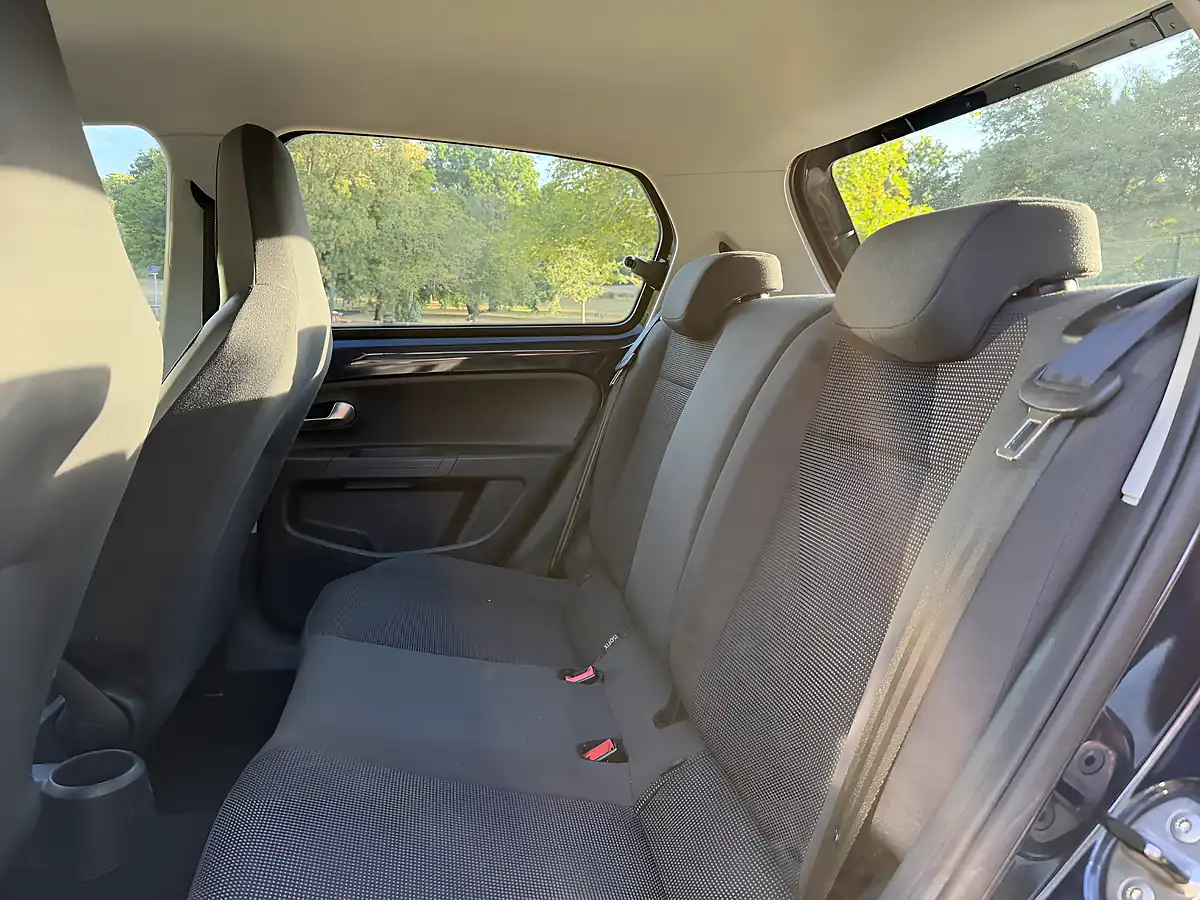 Used 2013 Volkswagen Up! High Up! Blue - Interior and Exterior details 13