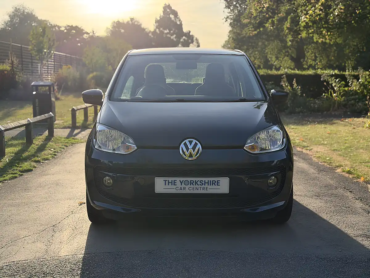 Used 2013 Volkswagen Up! High Up! Blue - Interior and Exterior details 2